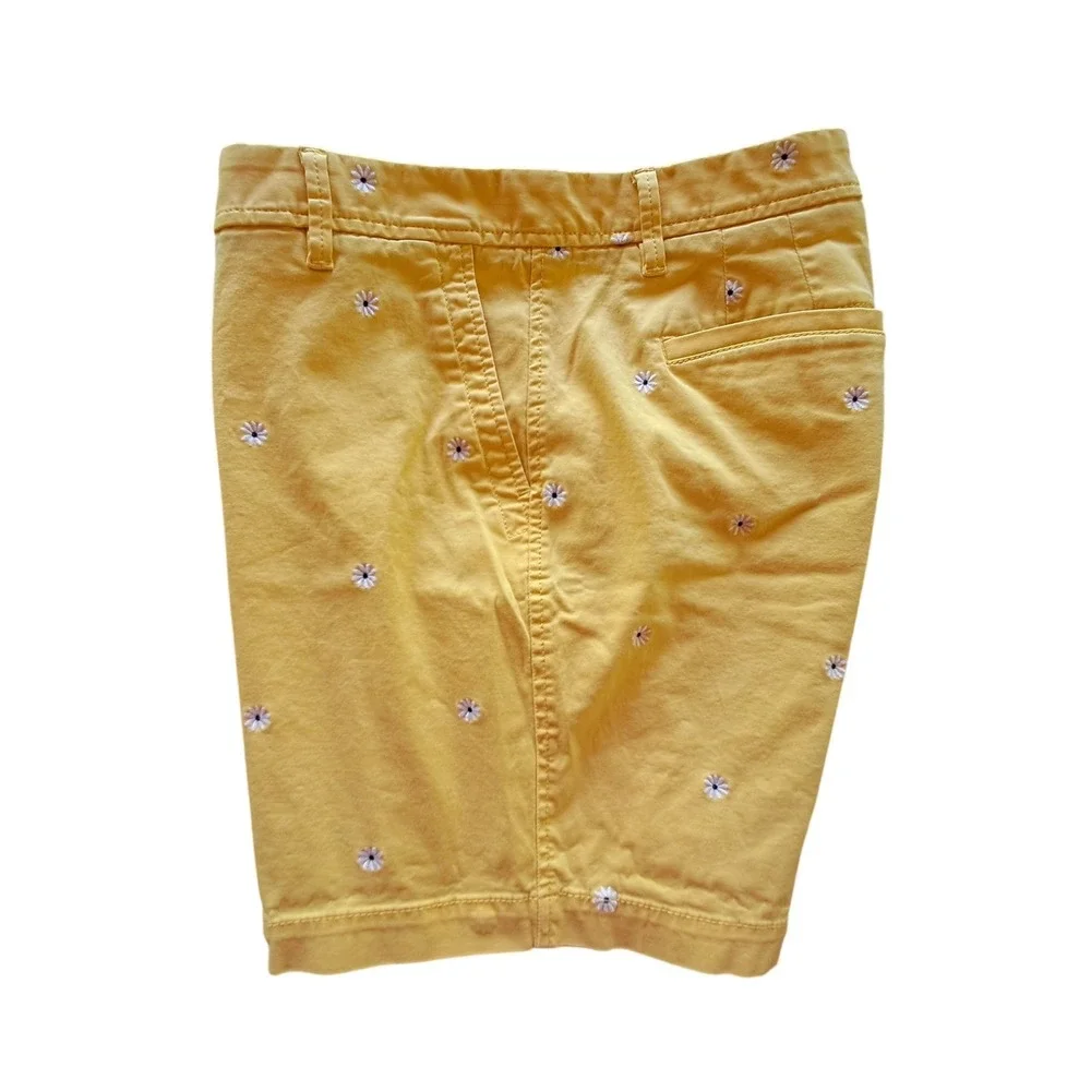 Talbots Yellow Daisy Embroidered Relaxed Chino Shorts Womens 10 Floral Cotton